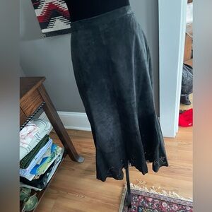 Chico’s Genuine Suede Leather Skirt with Ruffle Detail. Chico’s Sz 2 (US 12)